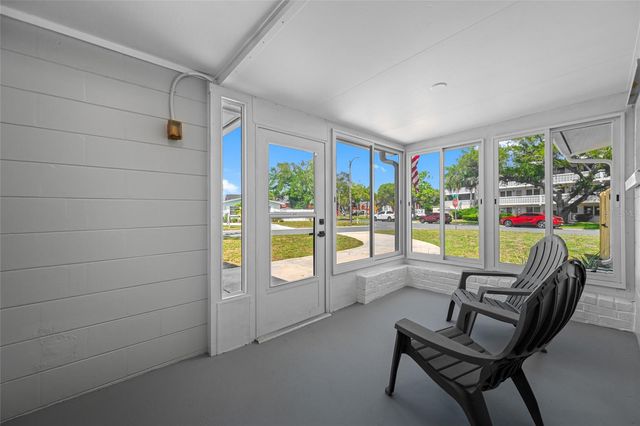 1100 81ST AVENUE N, St Petersburg, FL 33702