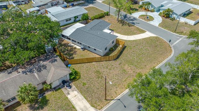 1100 81ST AVENUE N, St Petersburg, FL 33702