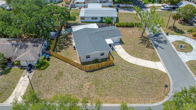 1100 81ST AVENUE N, St Petersburg, FL 33702