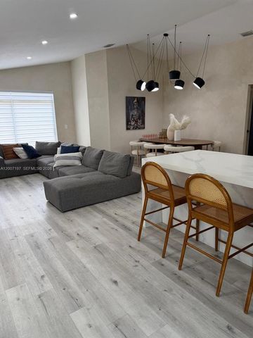 16263 NW 19th St, Pembroke Pines, FL 33028