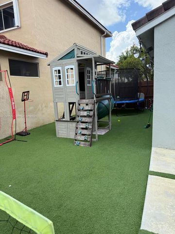 16263 NW 19th St, Pembroke Pines, FL 33028