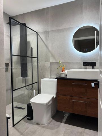 16263 NW 19th St, Pembroke Pines, FL 33028