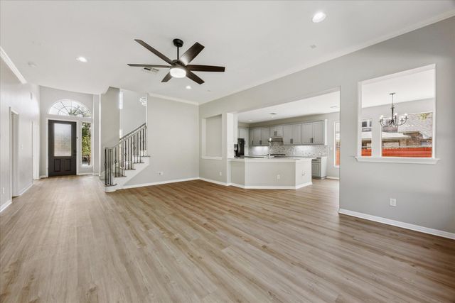 308 Calistoga CT, Austin, TX 78732