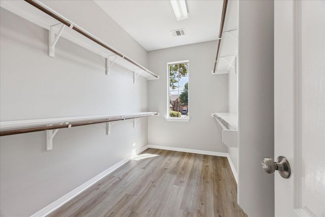 308 Calistoga CT, Austin, TX 78732