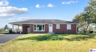 1040 W Crocus Drive, Radcliff, KY 40160