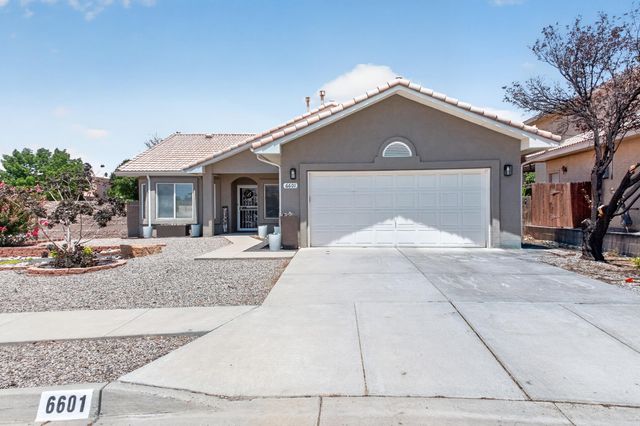 6601 Vista Del Rancho Road NE, Albuquerque, NM 87113