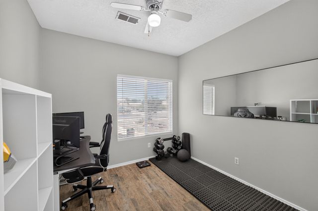6601 Vista Del Rancho Road NE, Albuquerque, NM 87113