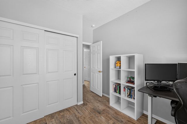 6601 Vista Del Rancho Road NE, Albuquerque, NM 87113