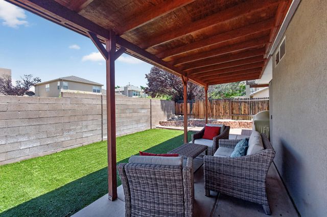 6601 Vista Del Rancho Road NE, Albuquerque, NM 87113