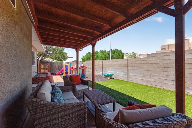 6601 Vista Del Rancho Road NE, Albuquerque, NM 87113