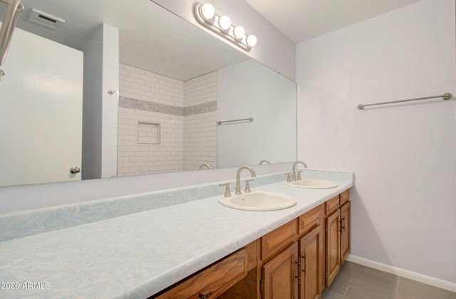 5165 E MONTE VISTA Road, Phoenix, AZ 85008