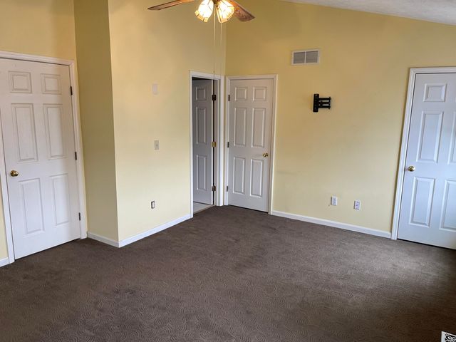 830 Horseshoe Lane, Florence, KY 41042