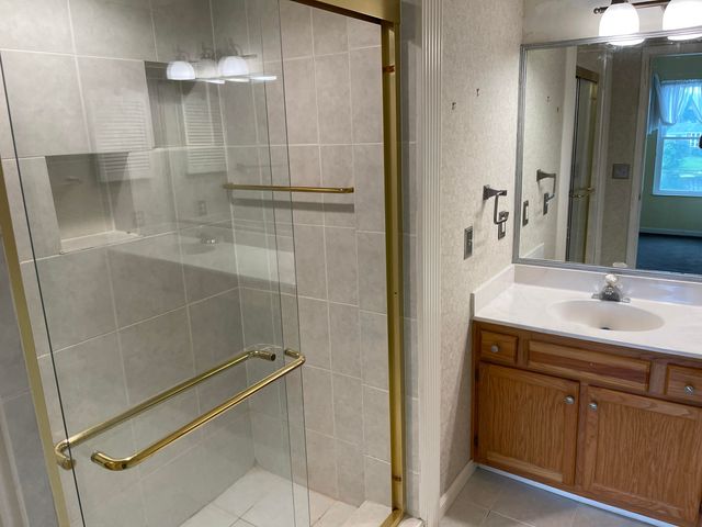 830 Horseshoe Lane, Florence, KY 41042