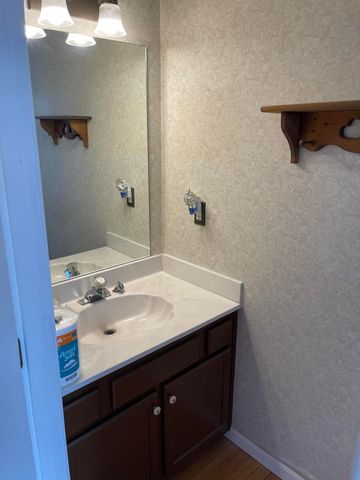 830 Horseshoe Lane, Florence, KY 41042