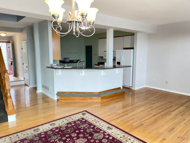 830 Horseshoe Lane, Florence, KY 41042