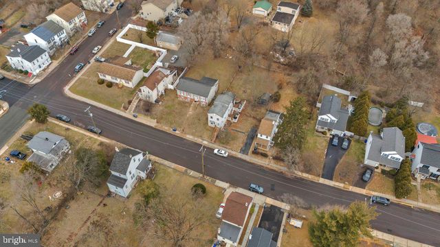 725 LINCOLN AVE, Pottstown, PA 19464