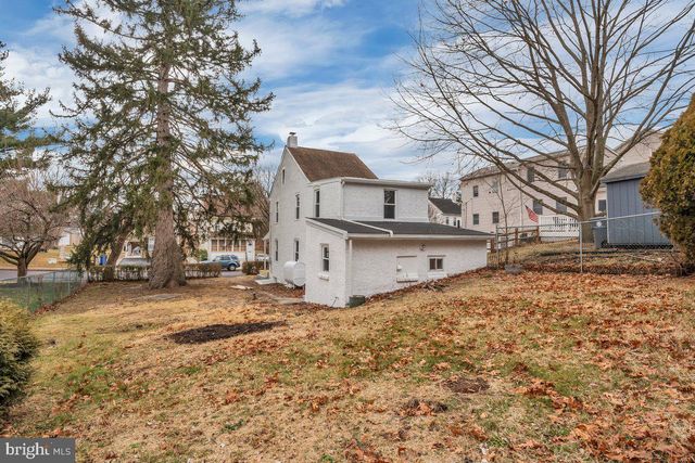 725 LINCOLN AVE, Pottstown, PA 19464