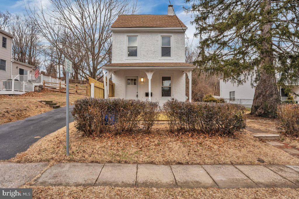 725 LINCOLN AVE, Pottstown, PA 19464