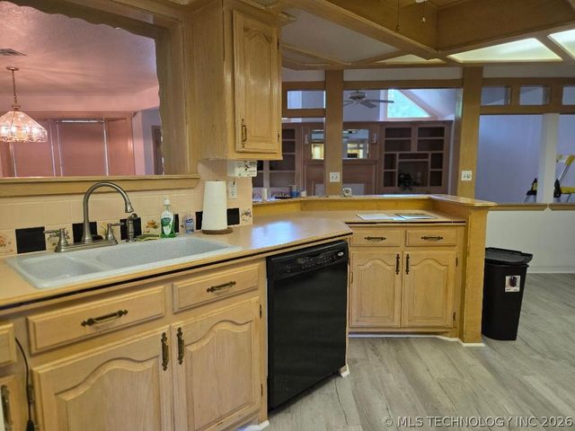 112 Circle Drive, Checotah, OK 74426