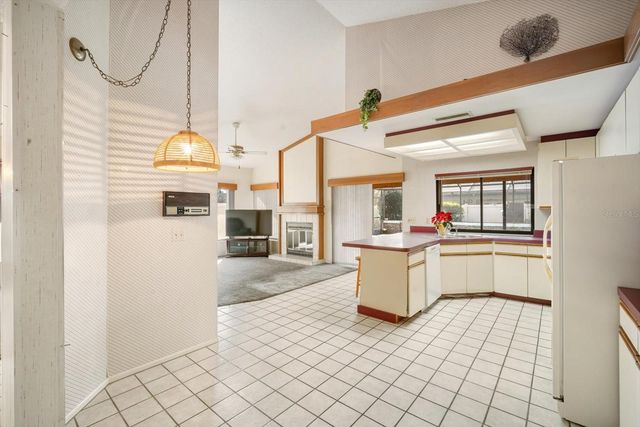 2309 WALDEN PLACE N, Plant City, FL 33566