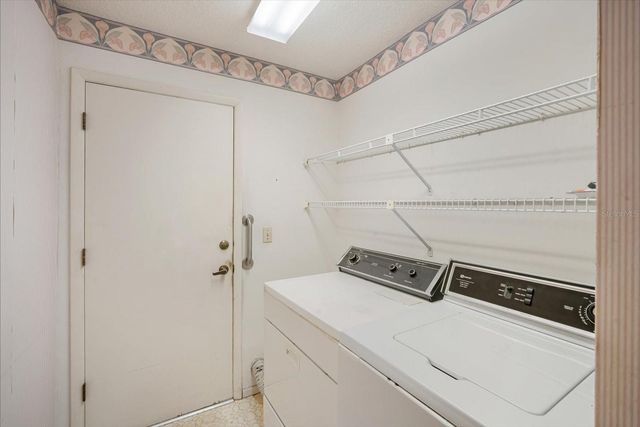 2309 WALDEN PLACE N, Plant City, FL 33566