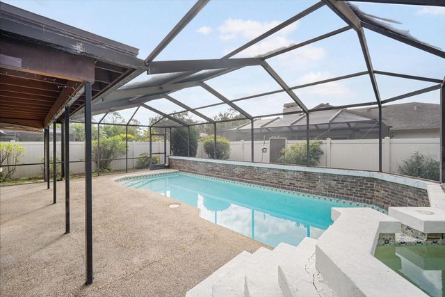 2309 WALDEN PLACE N, Plant City, FL 33566