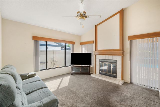 2309 WALDEN PLACE N, Plant City, FL 33566