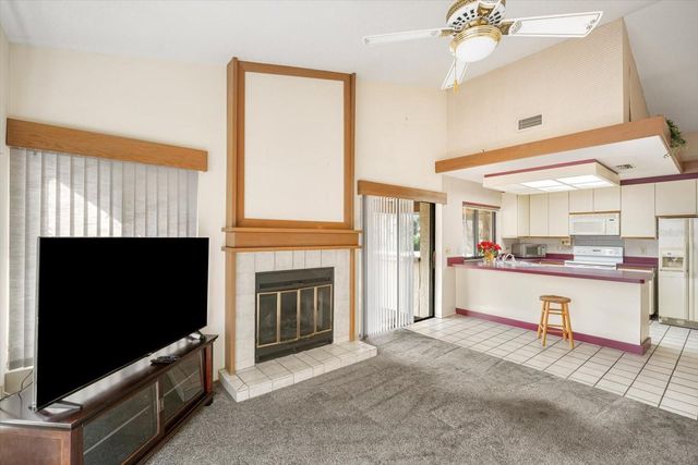 2309 WALDEN PLACE N, Plant City, FL 33566