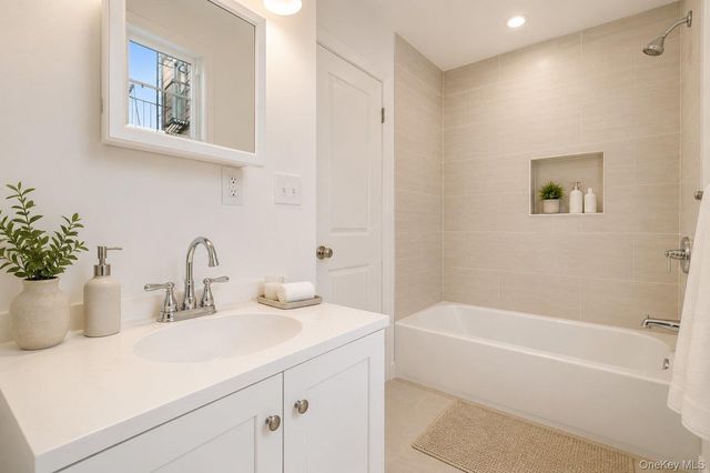 79 Taft Ave, Staten Island, NY 10301