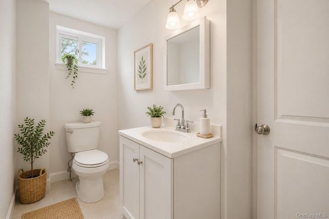 79 Taft Ave, Staten Island, NY 10301