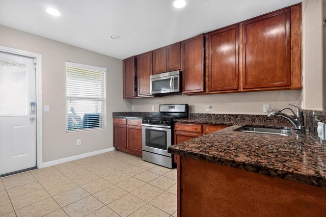 931 Salado Slough Lane, Rosenberg, TX 77471