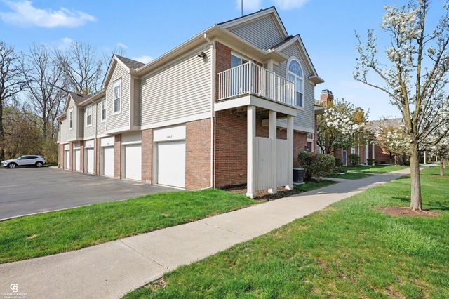 15368 Yale Drive, Clinton Township, MI 48038