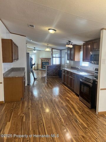 16154 Ft Myers Street, Brooksville, FL 34604