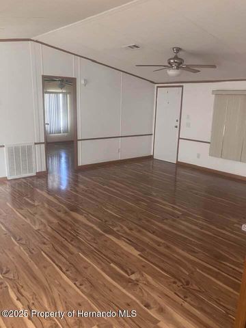 16154 Ft Myers Street, Brooksville, FL 34604