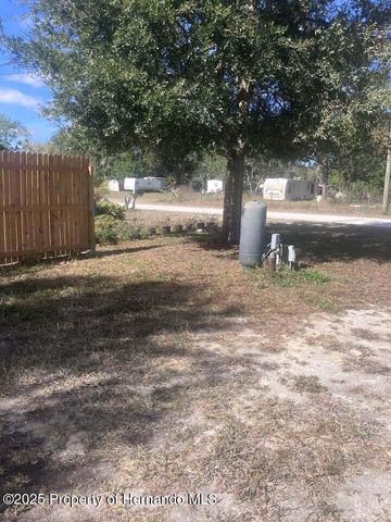16154 Ft Myers Street, Brooksville, FL 34604