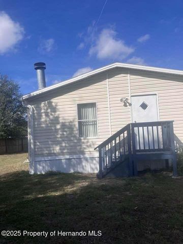 16154 Ft Myers Street, Brooksville, FL 34604