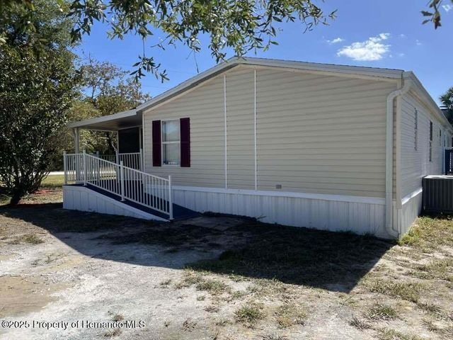 16154 Ft Myers Street, Brooksville, FL 34604