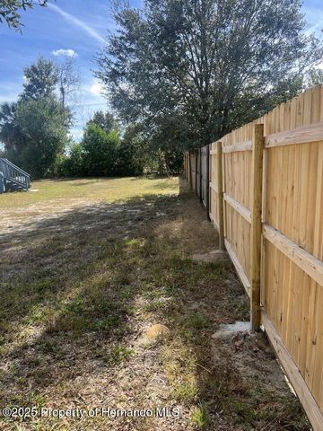 16154 Ft Myers Street, Brooksville, FL 34604