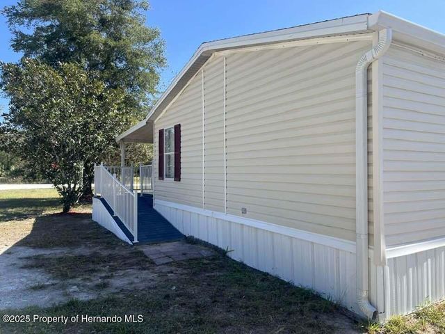 16154 Ft Myers Street, Brooksville, FL 34604