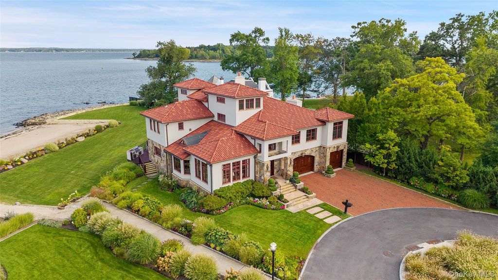 14 Brittany Lane, New Rochelle, NY 10805 — exterior