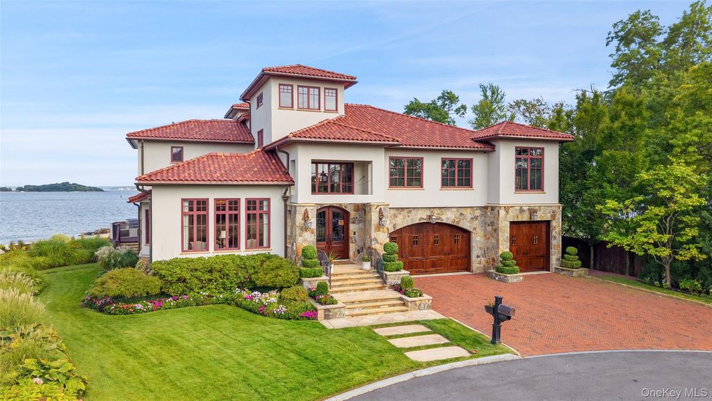14 Brittany Lane, New Rochelle, NY 10805 — photo 4