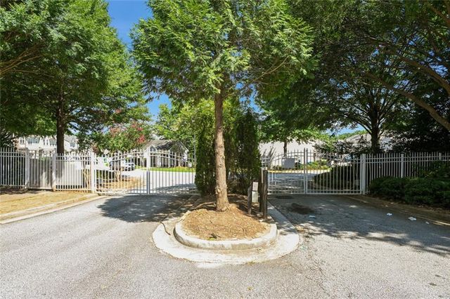 2705 Avanti Way, Decatur, GA 30035