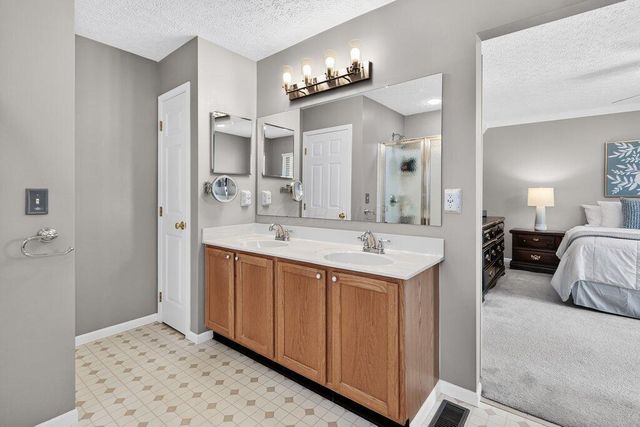 2821 Minuteman Court, Powell, OH 43065