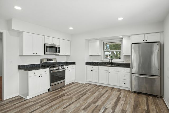 3312 E 170th Street, Lansing, IL 60438