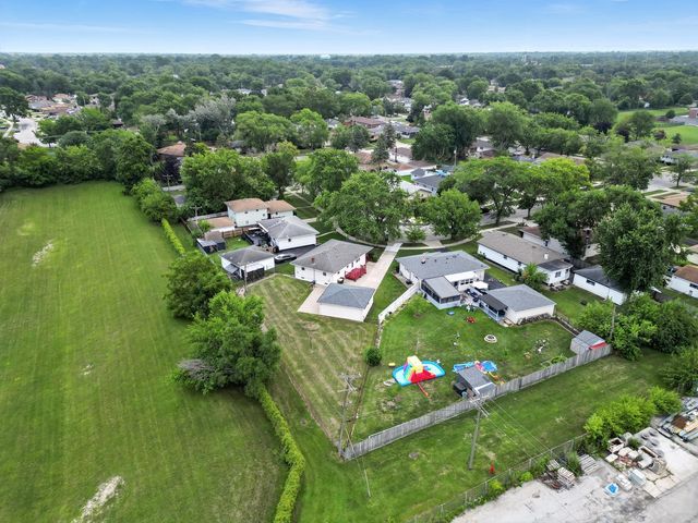 3312 E 170th Street, Lansing, IL 60438