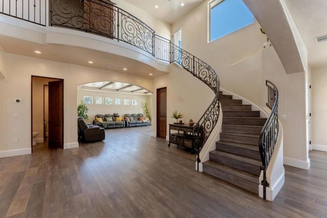 8440 Lovers Lane, Hollister, CA 95023