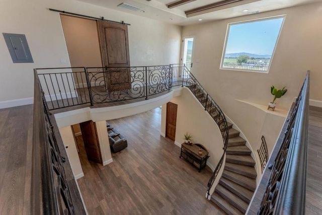 8440 Lovers Lane, Hollister, CA 95023