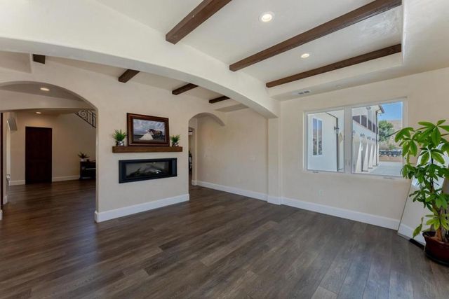 8440 Lovers Lane, Hollister, CA 95023