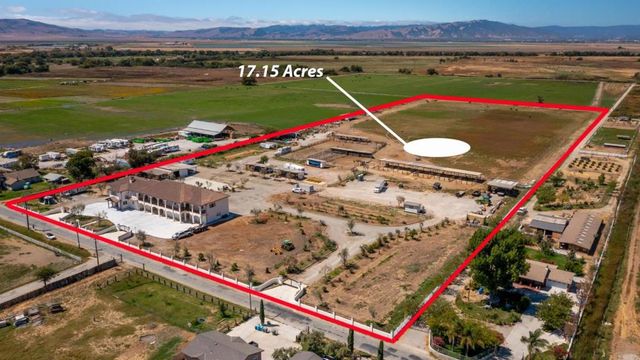 8440 Lovers Lane, Hollister, CA 95023