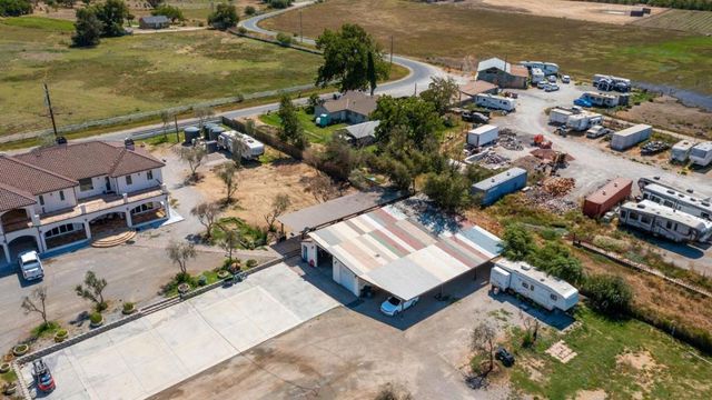 8440 Lovers Lane, Hollister, CA 95023